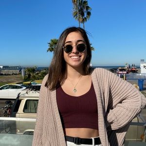 Meet your Posher, Anna